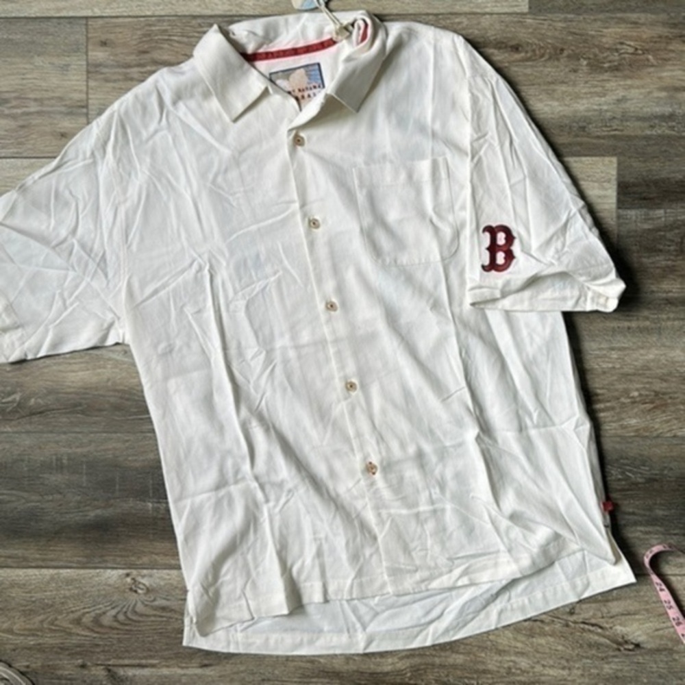 NWT MLB Boston Red Sox large silk button up Tommy Bahama
